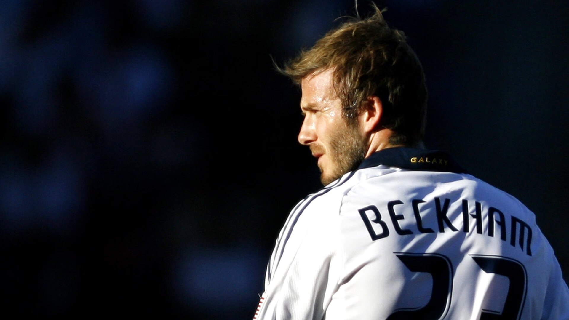 青少年足球夏令营火热开营，激发运动热情，全国青少年校园足球夏令营活动